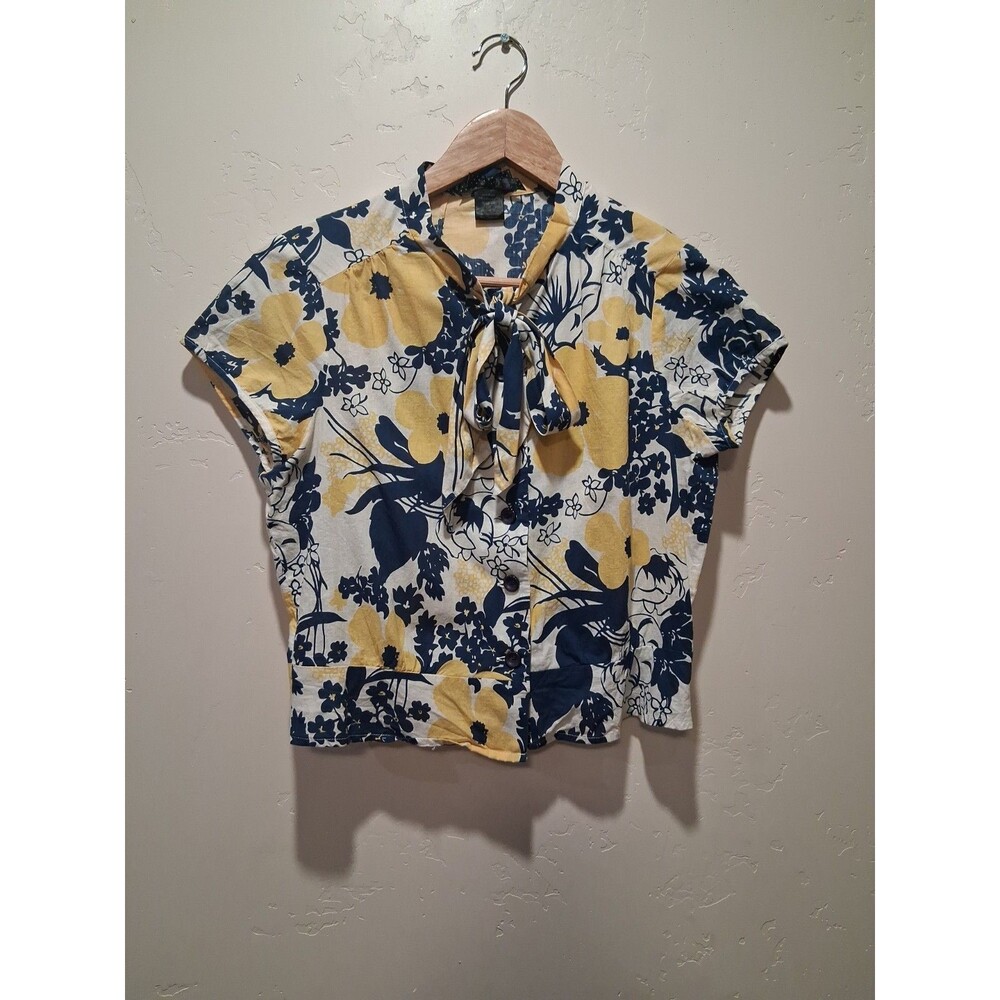 Forever 21 M Yellow Floral Crop Button Up Blouse Cap Slv Tie Boho Beach Travel